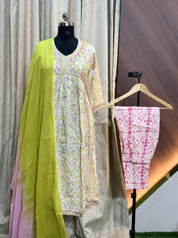 D1431 - Anarkali with Pant and Dupatta