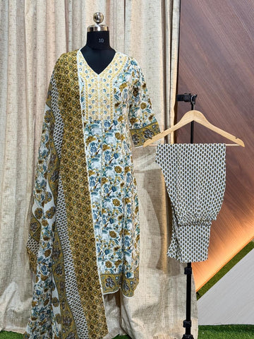 D1430 - Anarkali with Pant and Dupatta