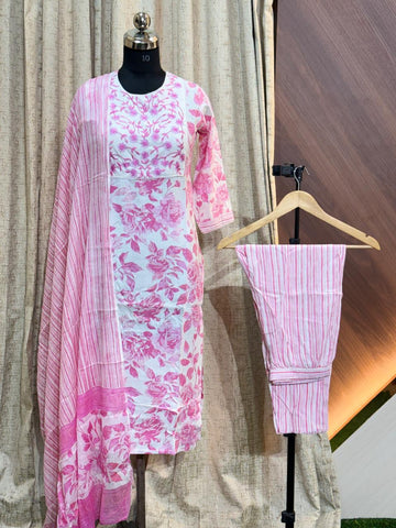 D1421 - Kurti with Pant and Dupatta