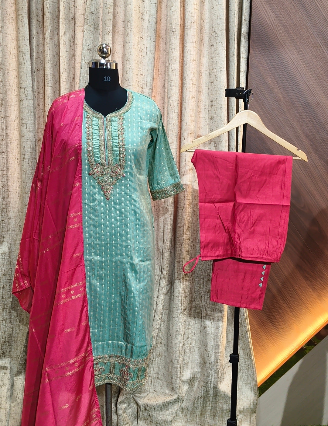 D1400 - Kurti with Pant and Dupatta