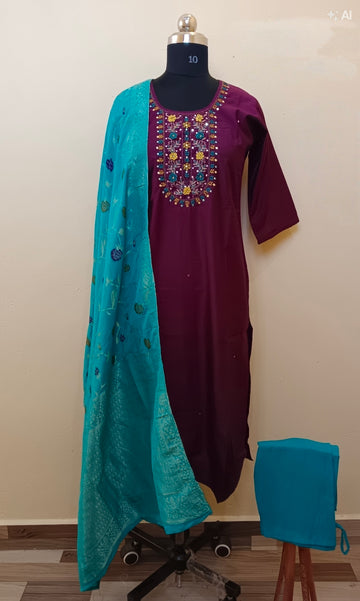 D1402 - Kurti with Pant and Dupatta