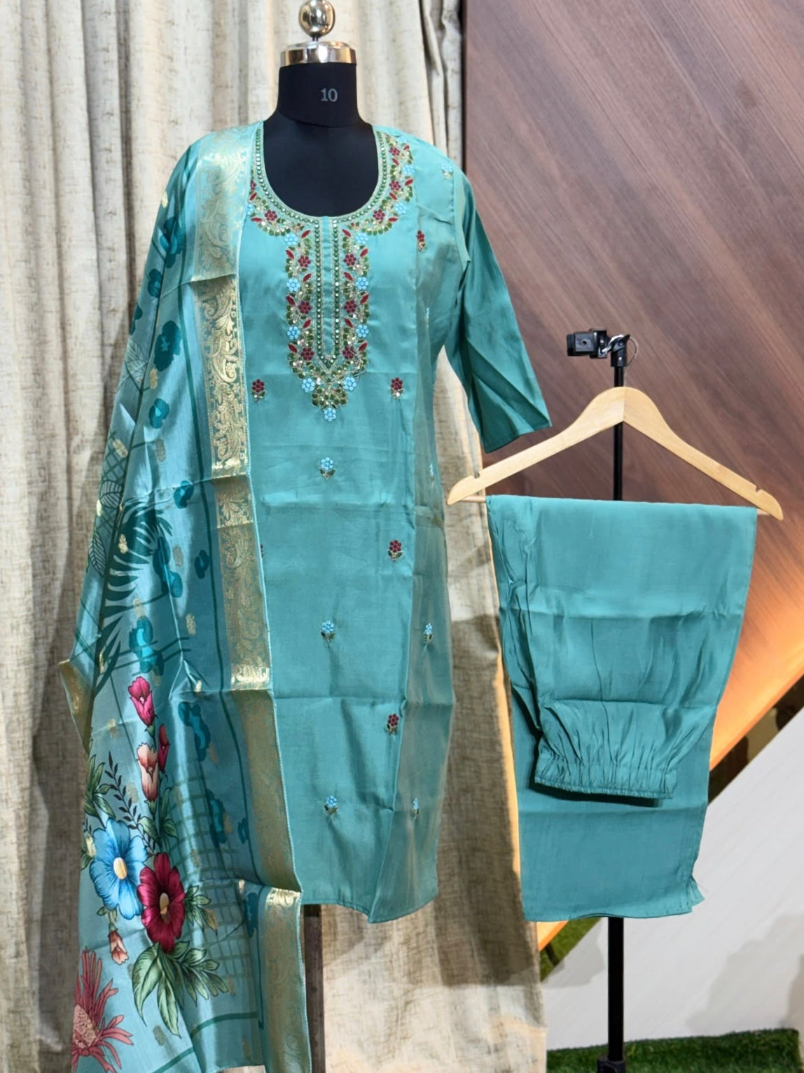 D1390 - Kurti with Pant and Dupatta