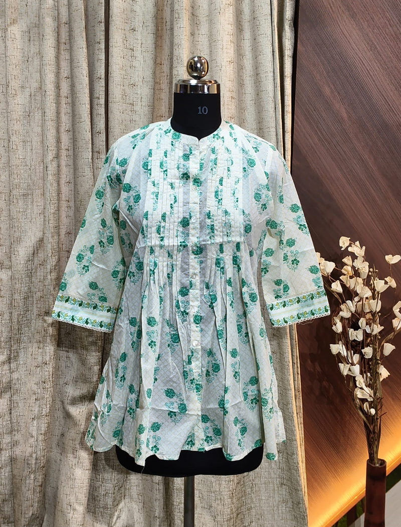 4351 - Short Kurtis