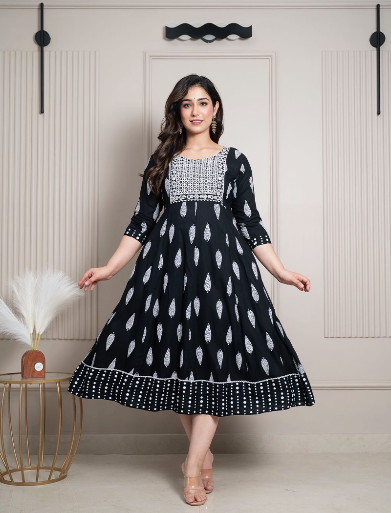 4613 -  Anarkali kurtis