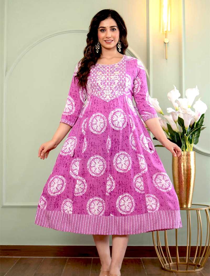 4638 -  Anarkali kurtis