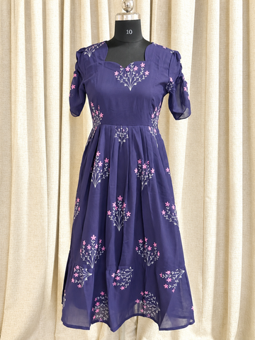 S334 -  Georgette Frock