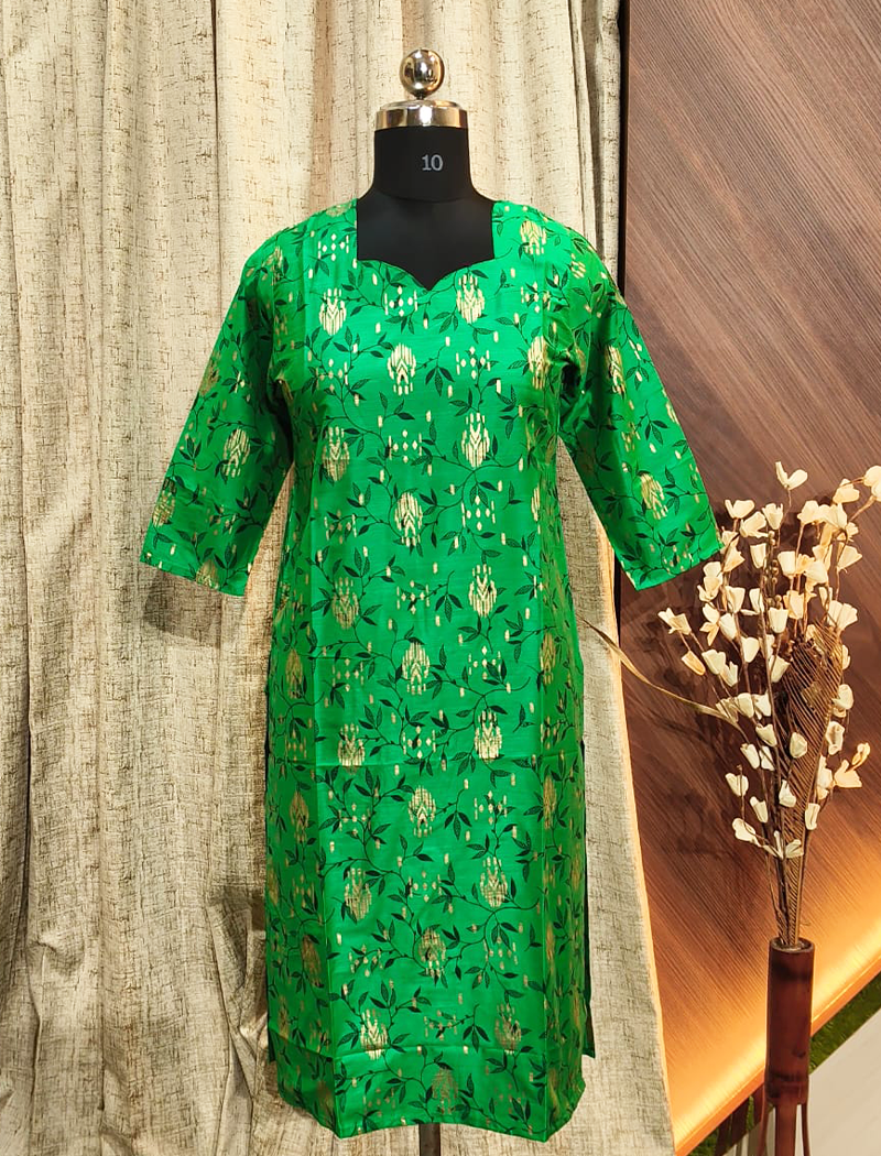 5422 - SILK KURTIS