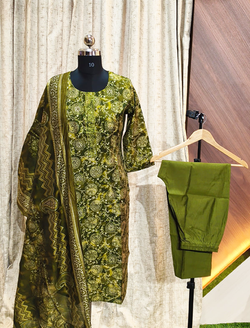 5441 - Kurti with Pant and Dupatta 3PC
