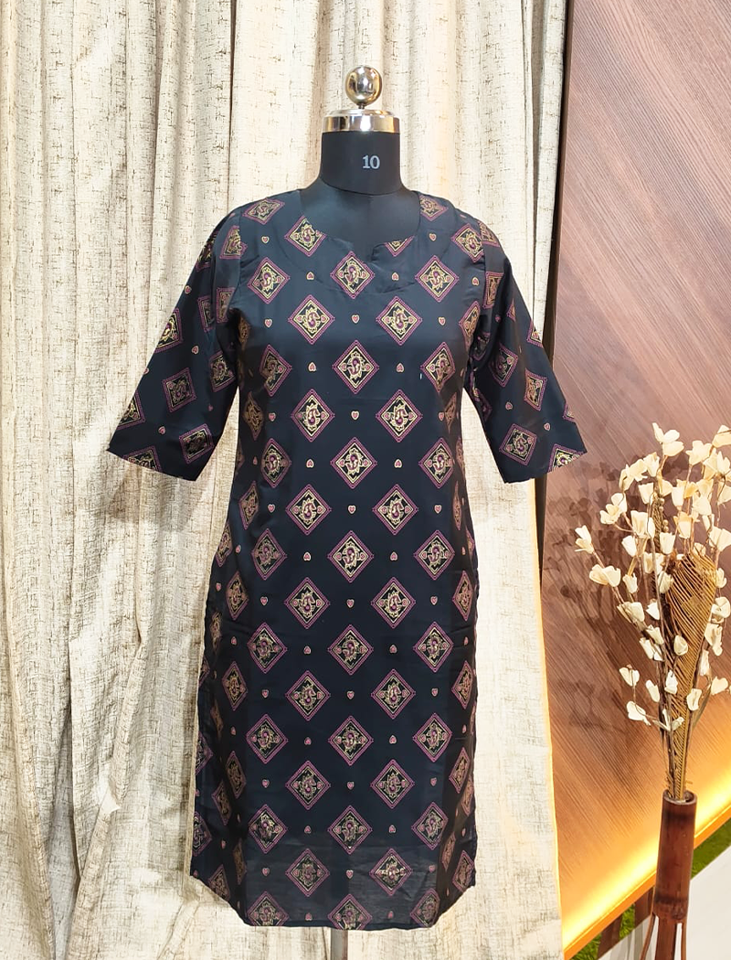 5561 - SILK KURTIS