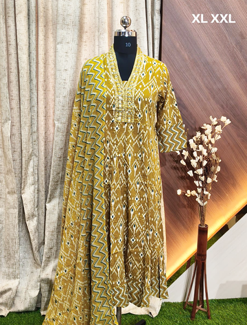 5604 -  Anarkali kurtis with duppatta