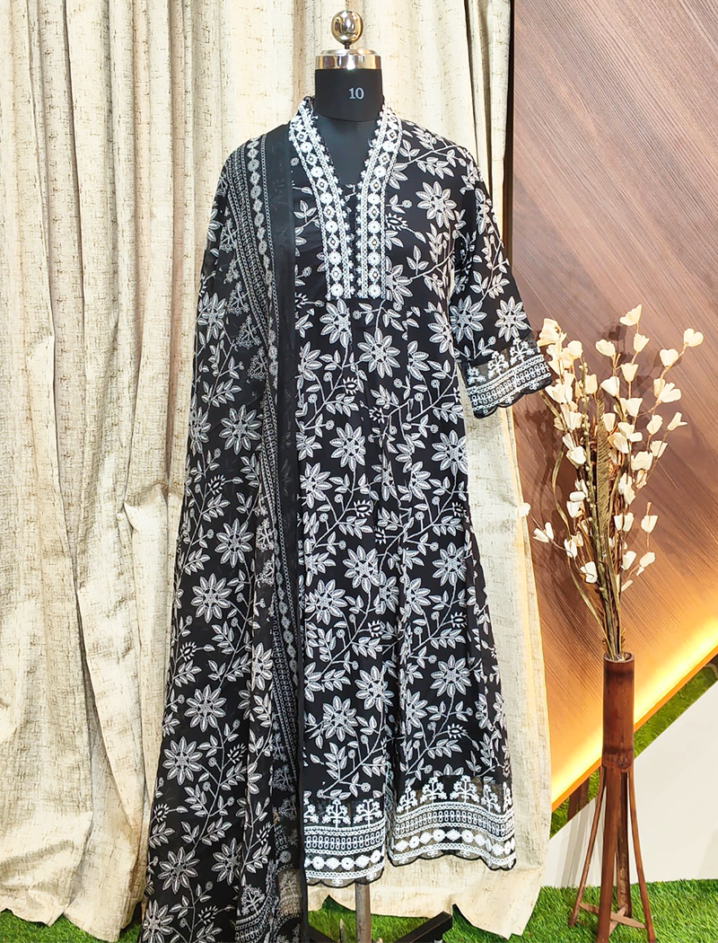 5618 -  Anarkali kurtis with duppatta
