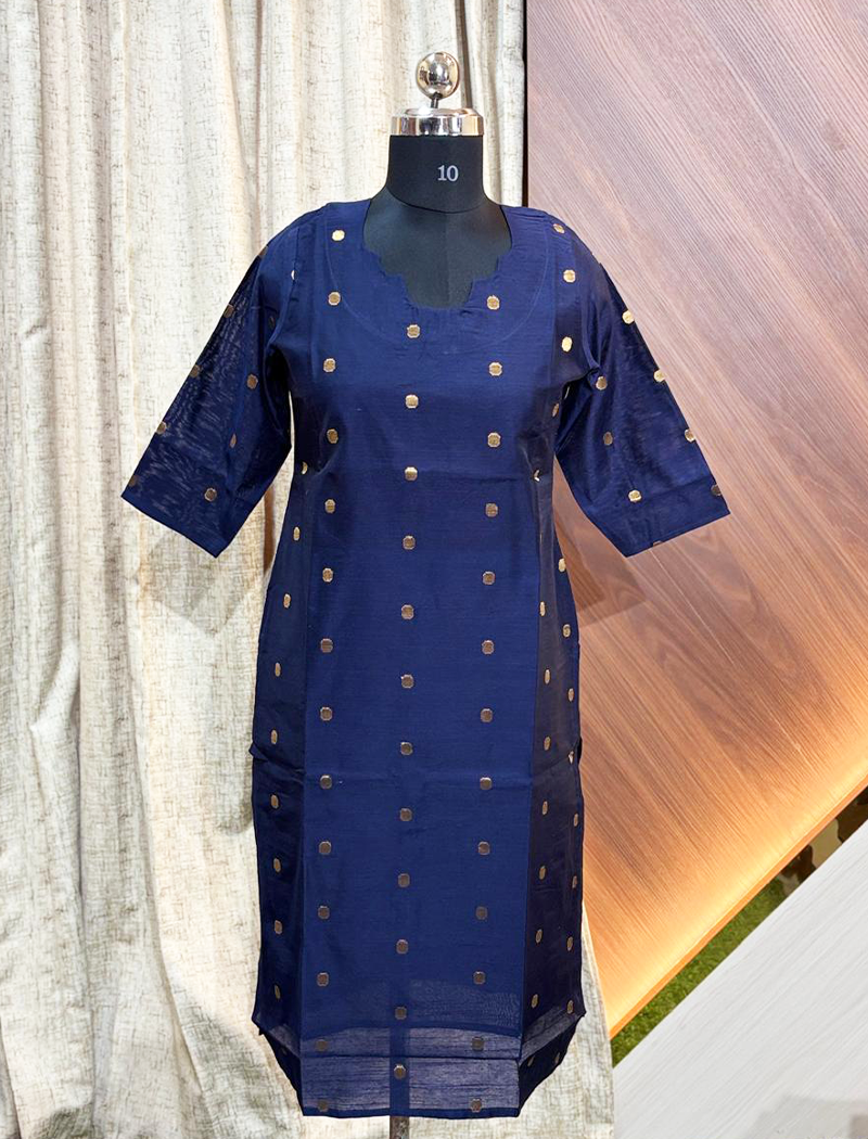 6236 - SILK KURTIS
