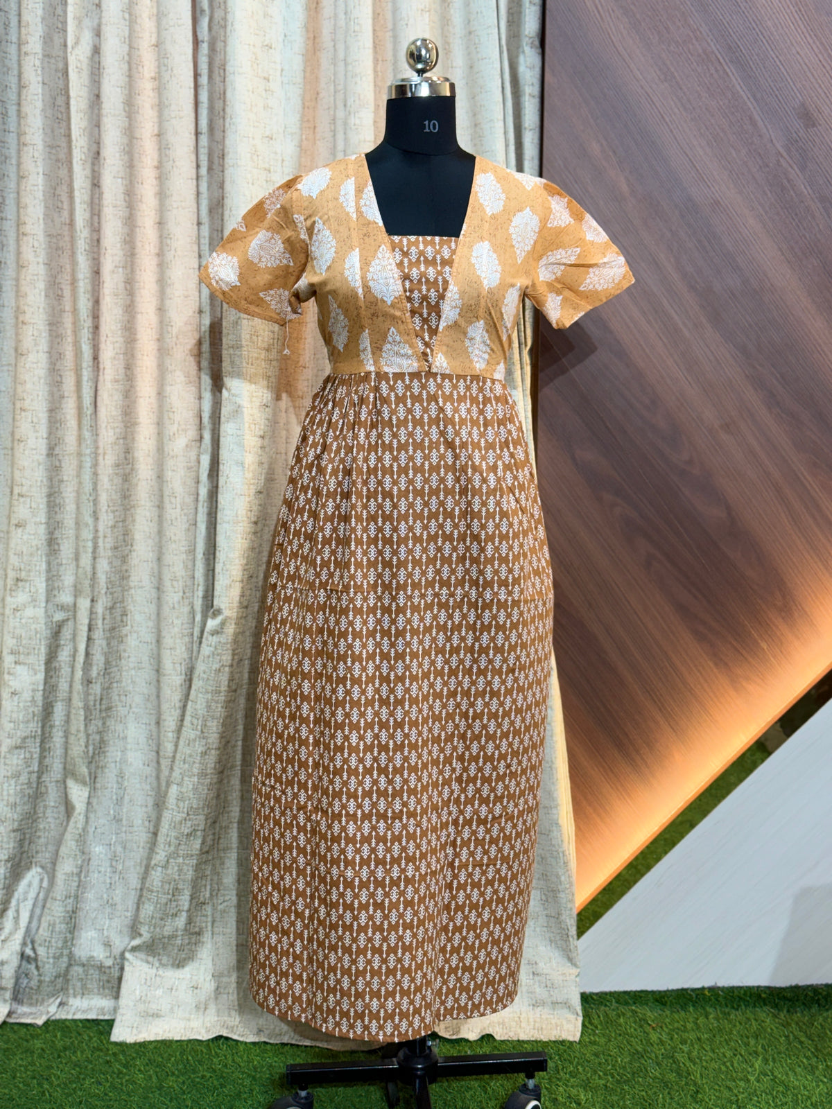 B759 - Frock Style Nighty
