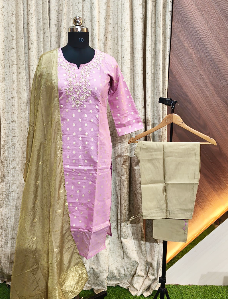 7018 - Kurti with Pant and Dupatta 3PC