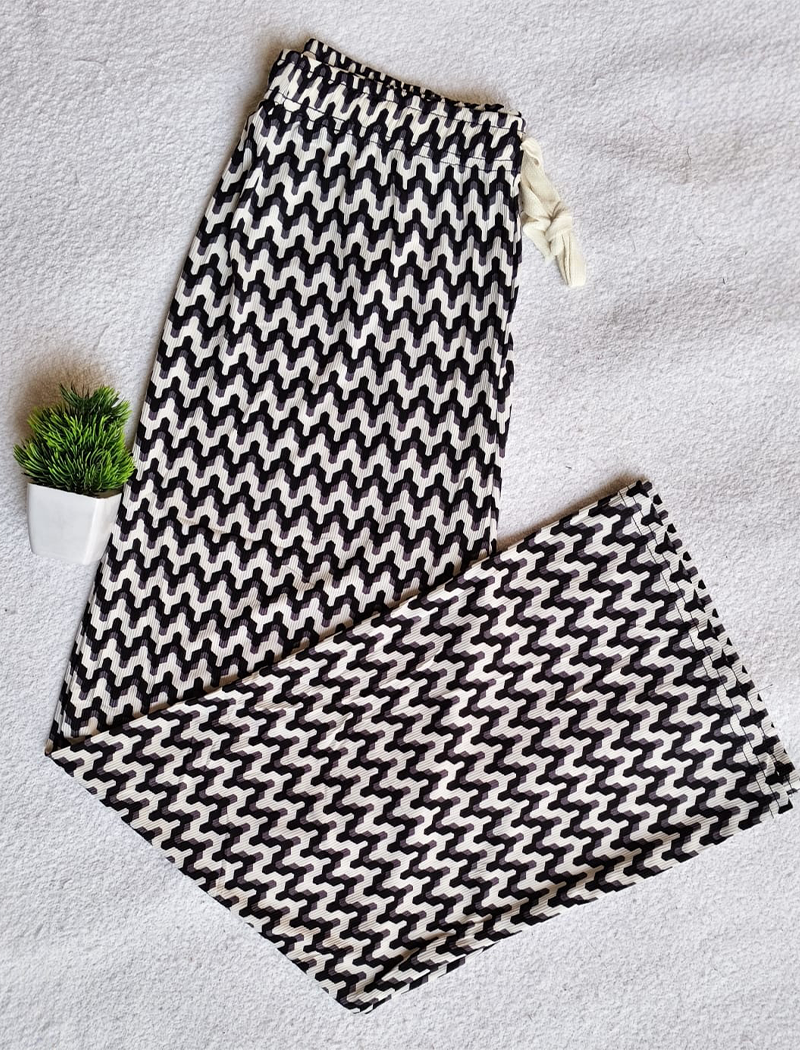 7198  Printed Palazzo Pants