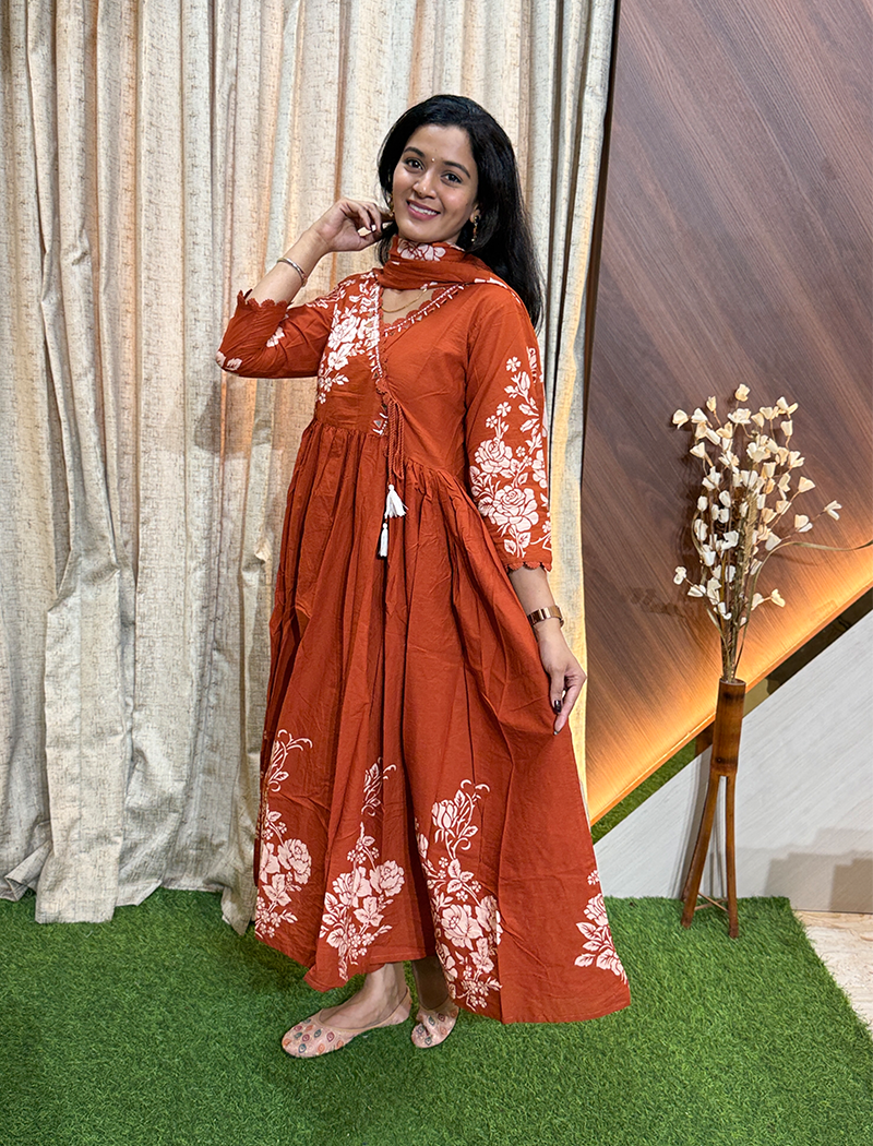 7371 - Umbrella Kurti  with Pant and Duppata 3PCS Set