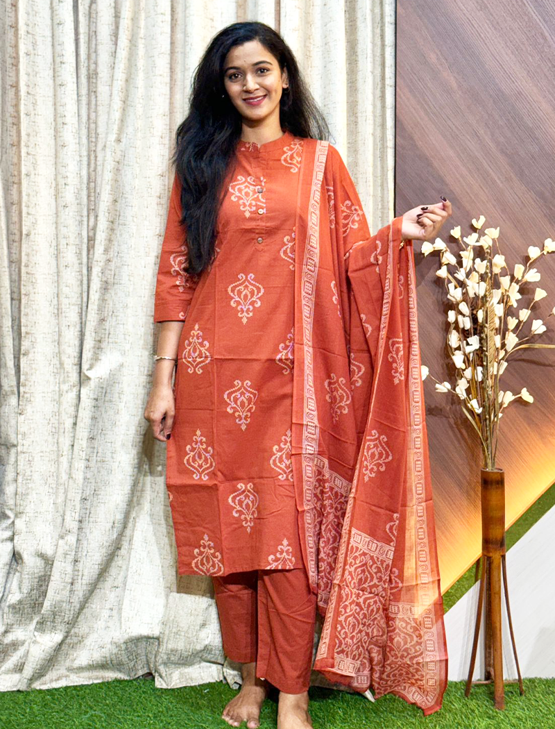7439 - Cotton Kurti 3PCS Set