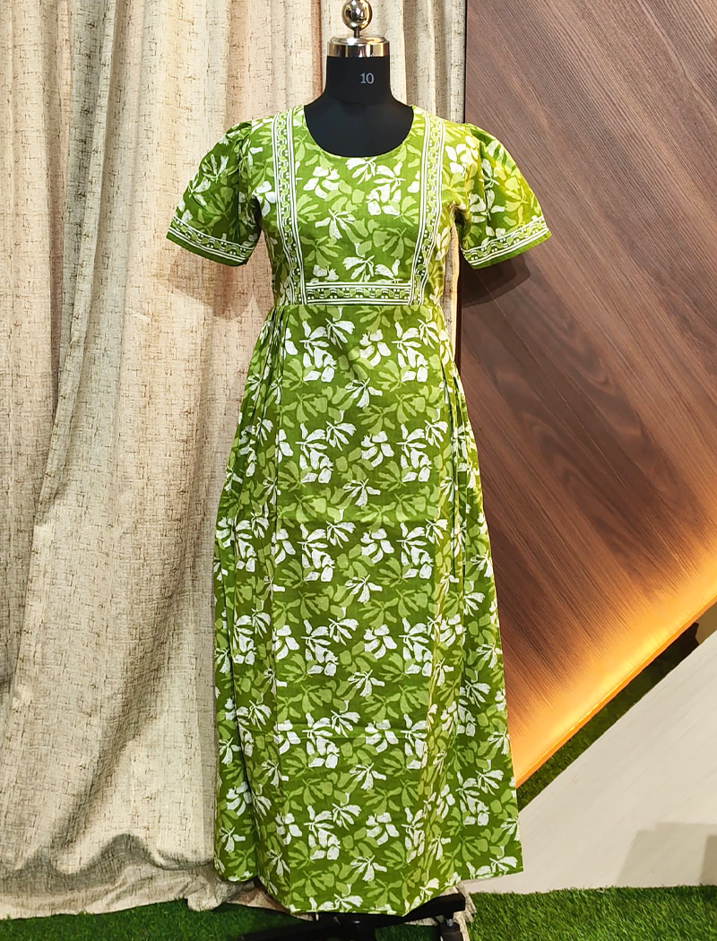 7905 - Frock Style Nighty