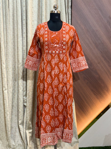 S252  -  Anarkali Kurtis