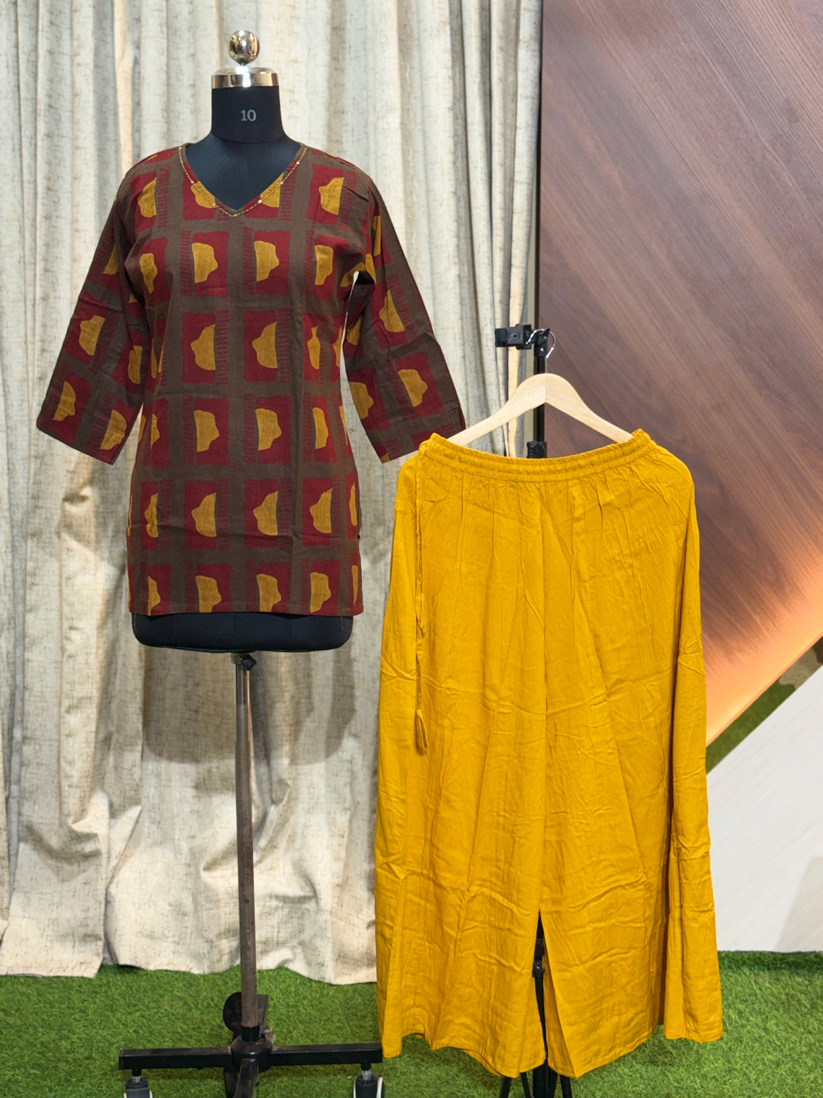 B532 - Elephant Palazzo with Short Kurti