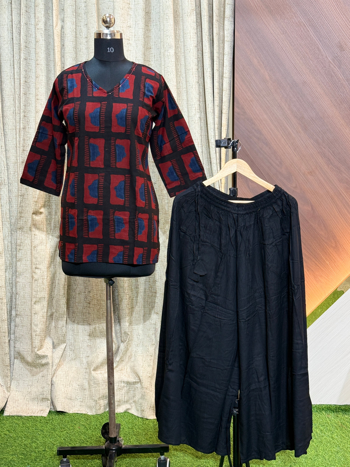 B531 - Elephant Palazzo with Short Kurti