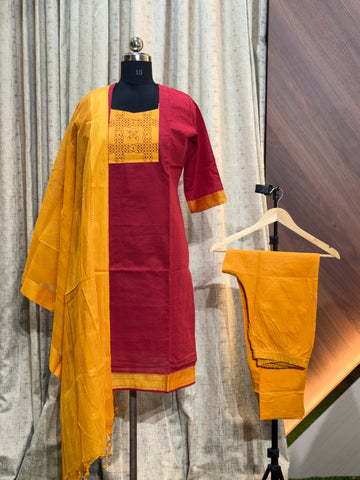 9730 - Kurti with pant and Duppatta ( Mangalagiri )