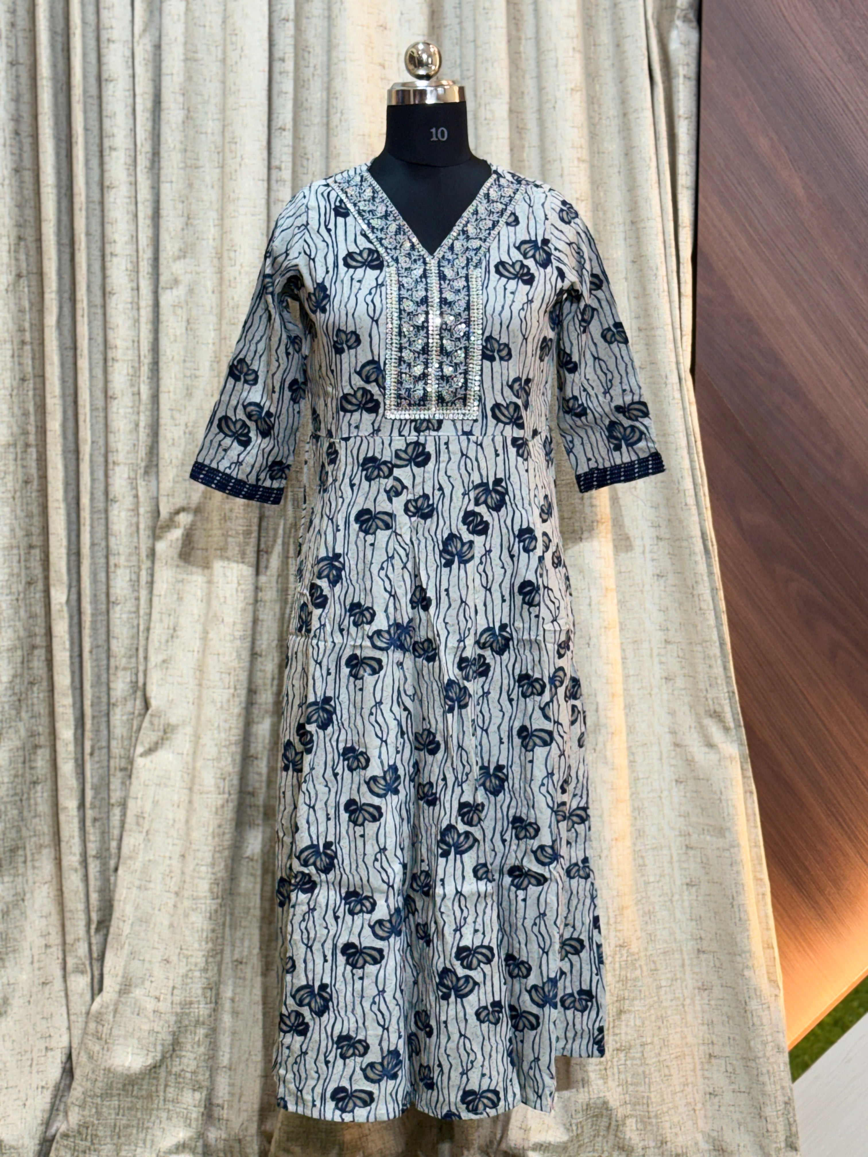 9595 -  Anarkali Kurtis