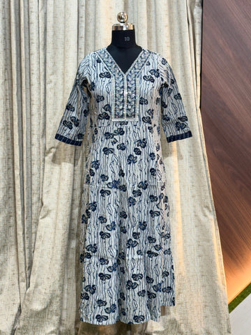 9595 -  Anarkali Kurtis