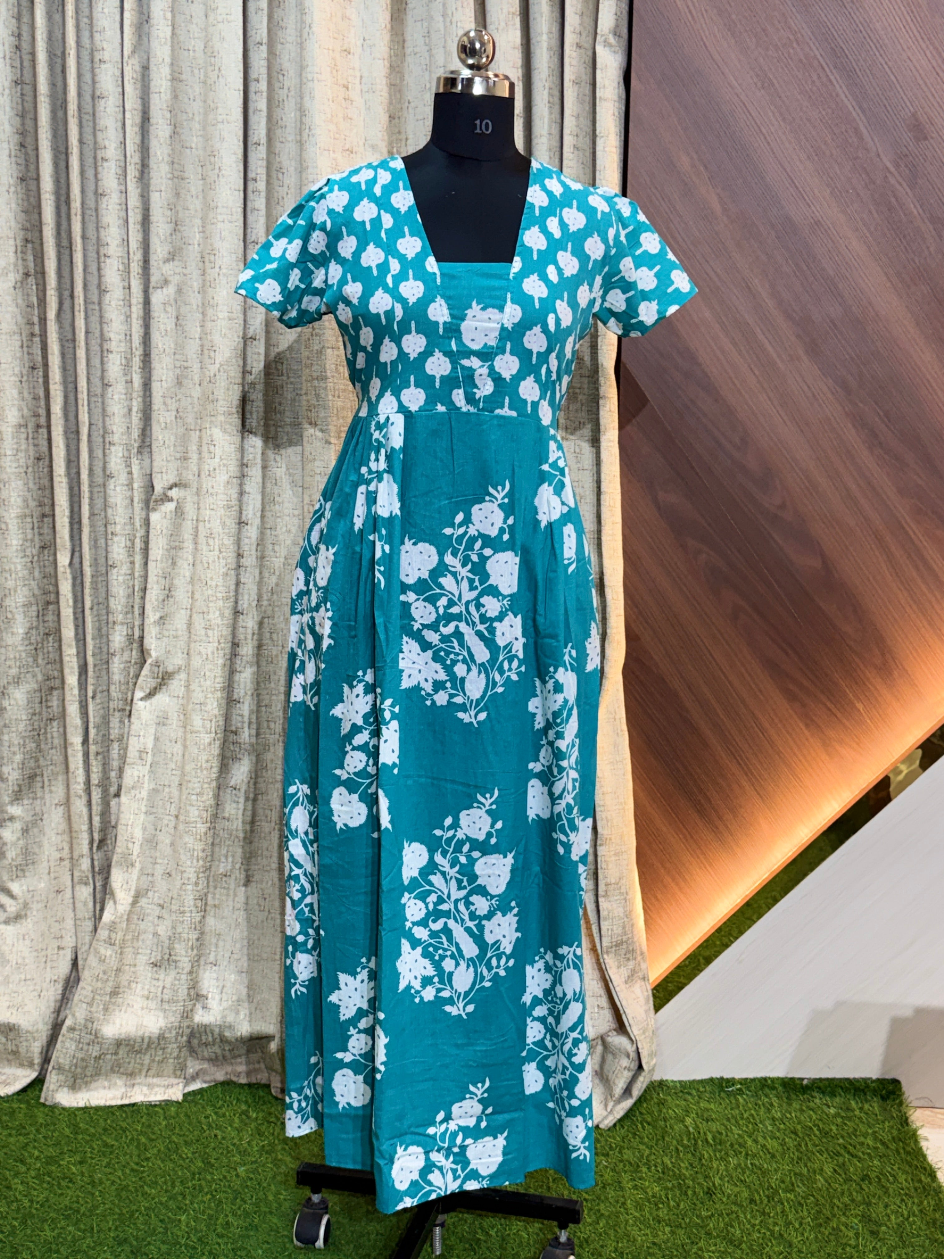 9698 - Frock Style Nighty