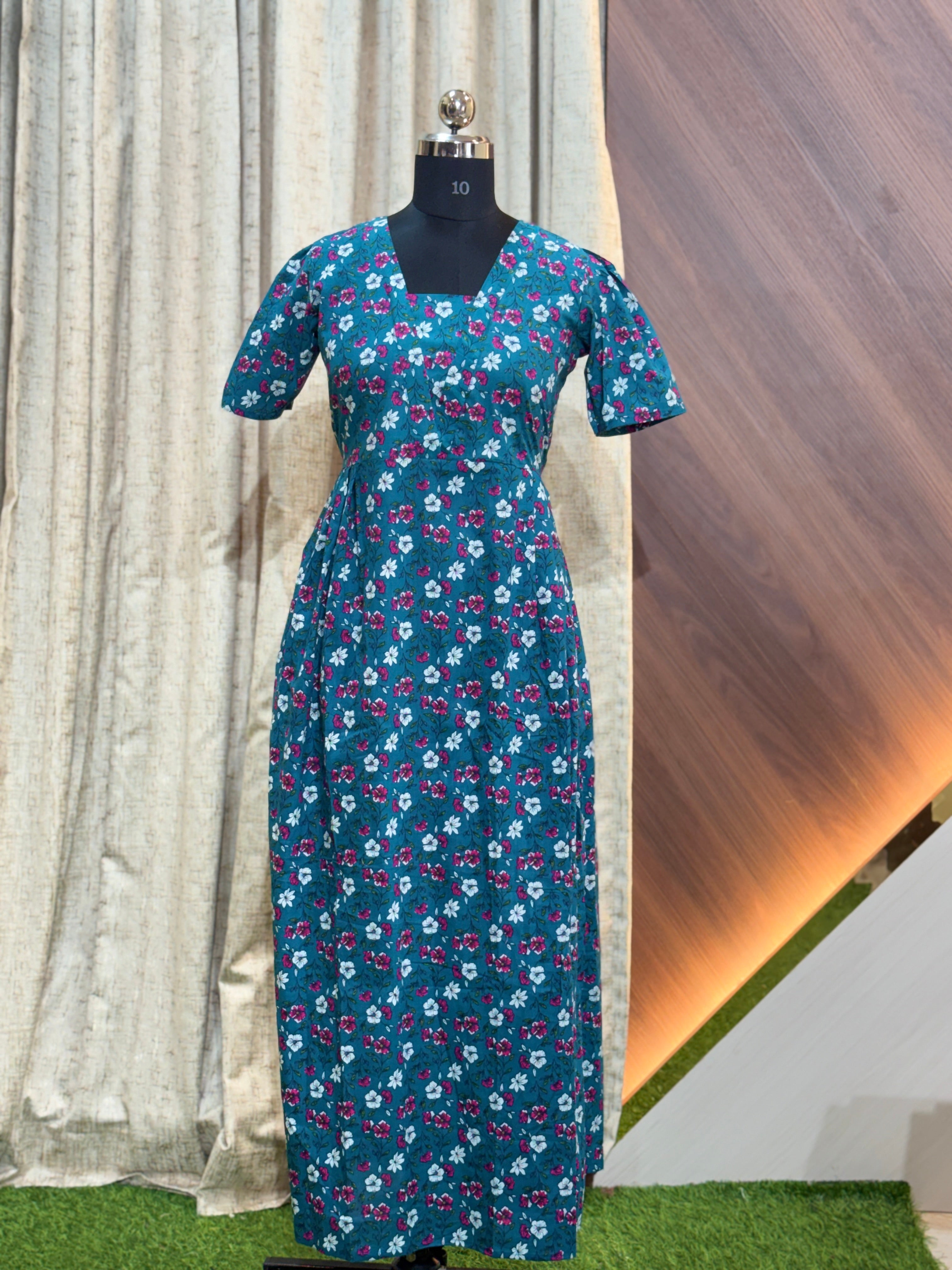 8572 - Frock Style Nighty