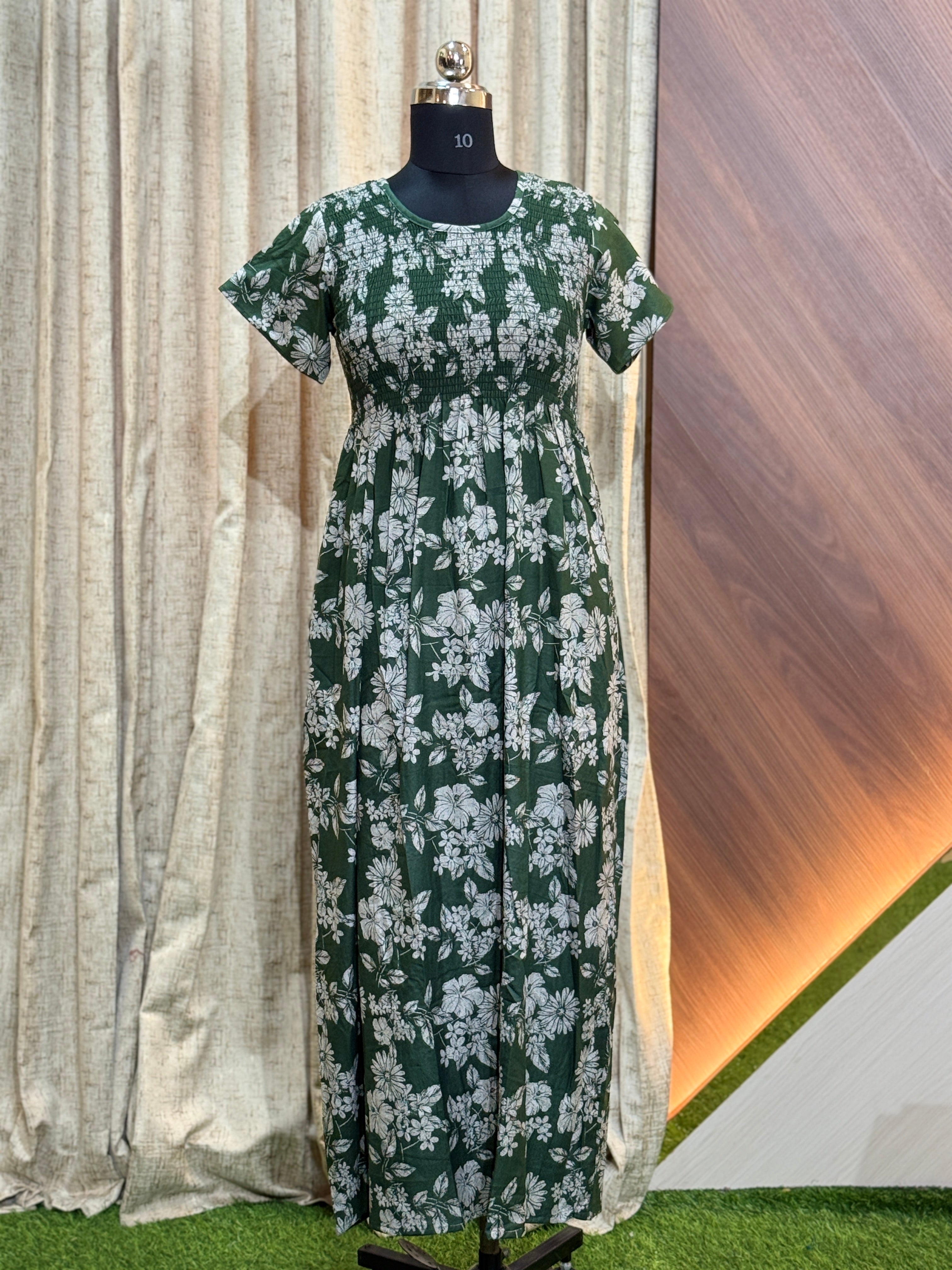 A775 - Alpine Nighties