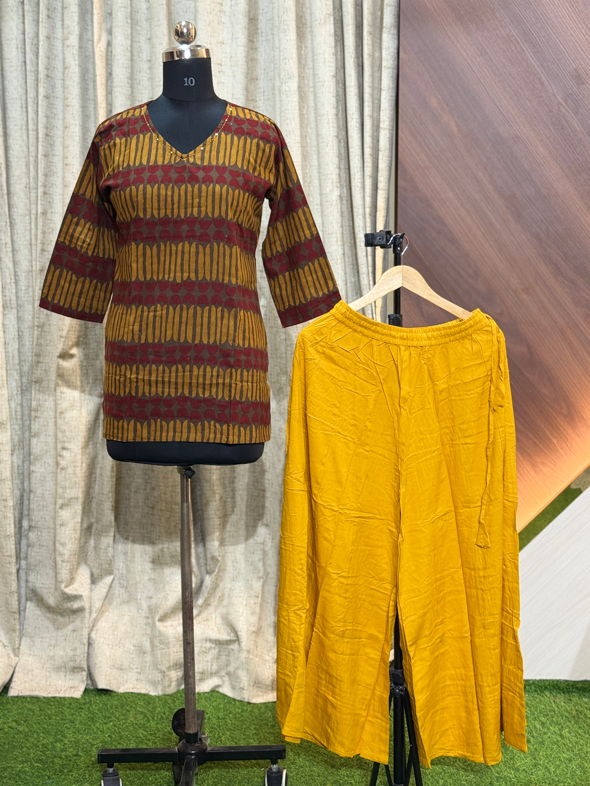 B534 - Elephant Palazzo with Short Kurti