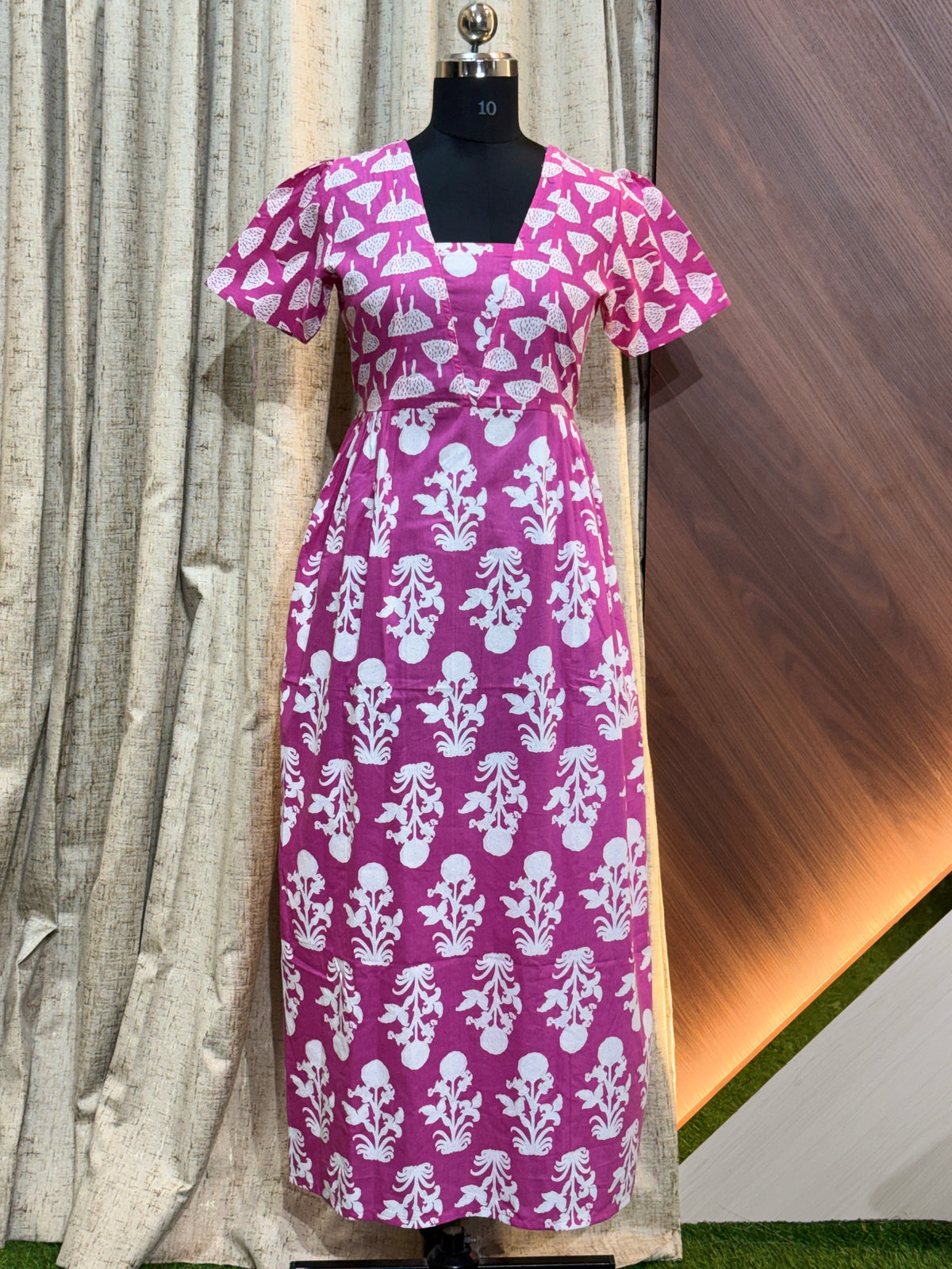 B621 - Frock Style Nighty