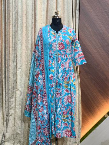 9261 -  Anarkali kurtis with Dupatta