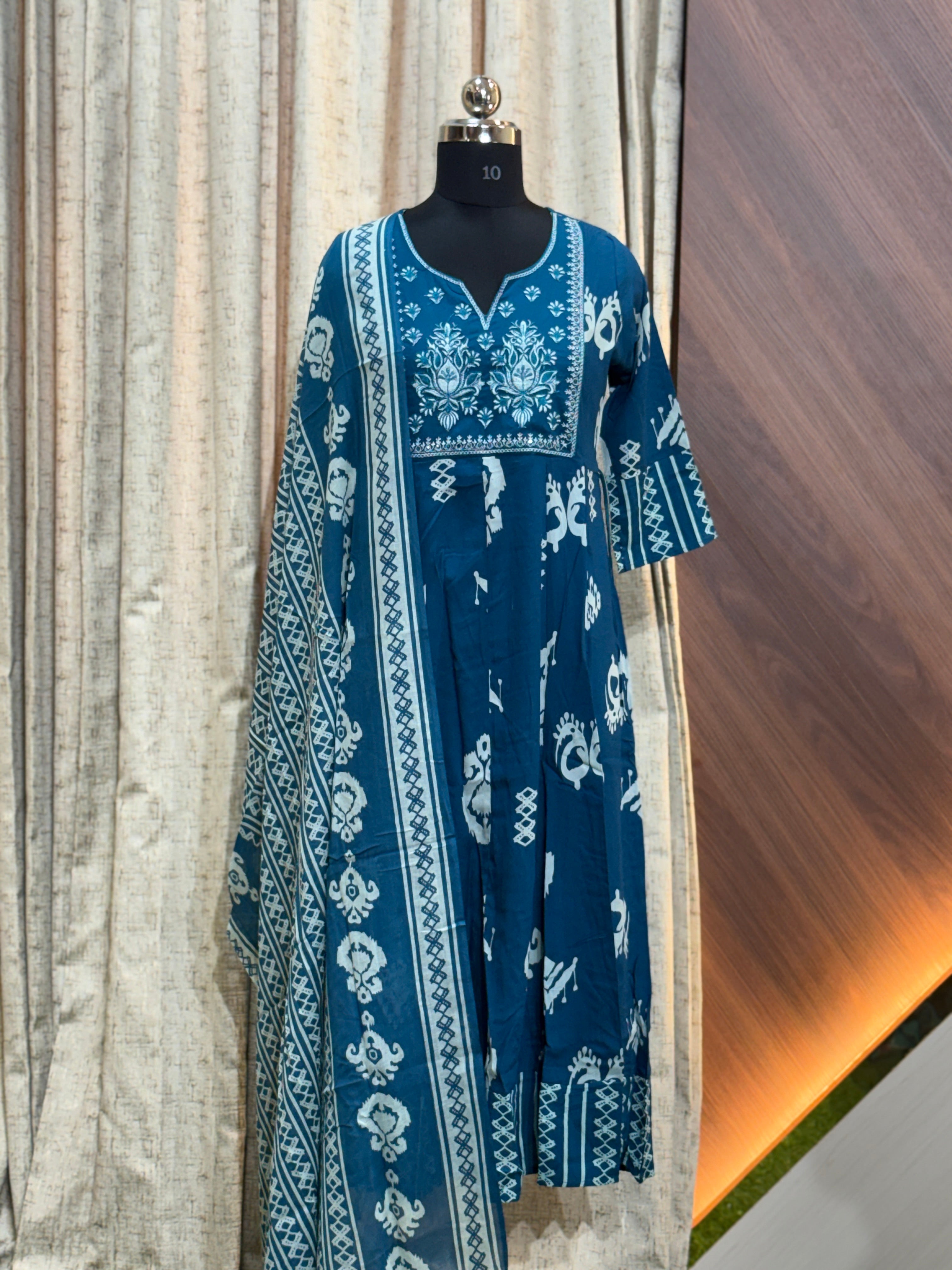 9260 -  Anarkali kurtis with Dupatta