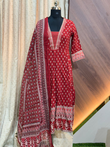A1087 - Anarkali kurtis with Dupatta