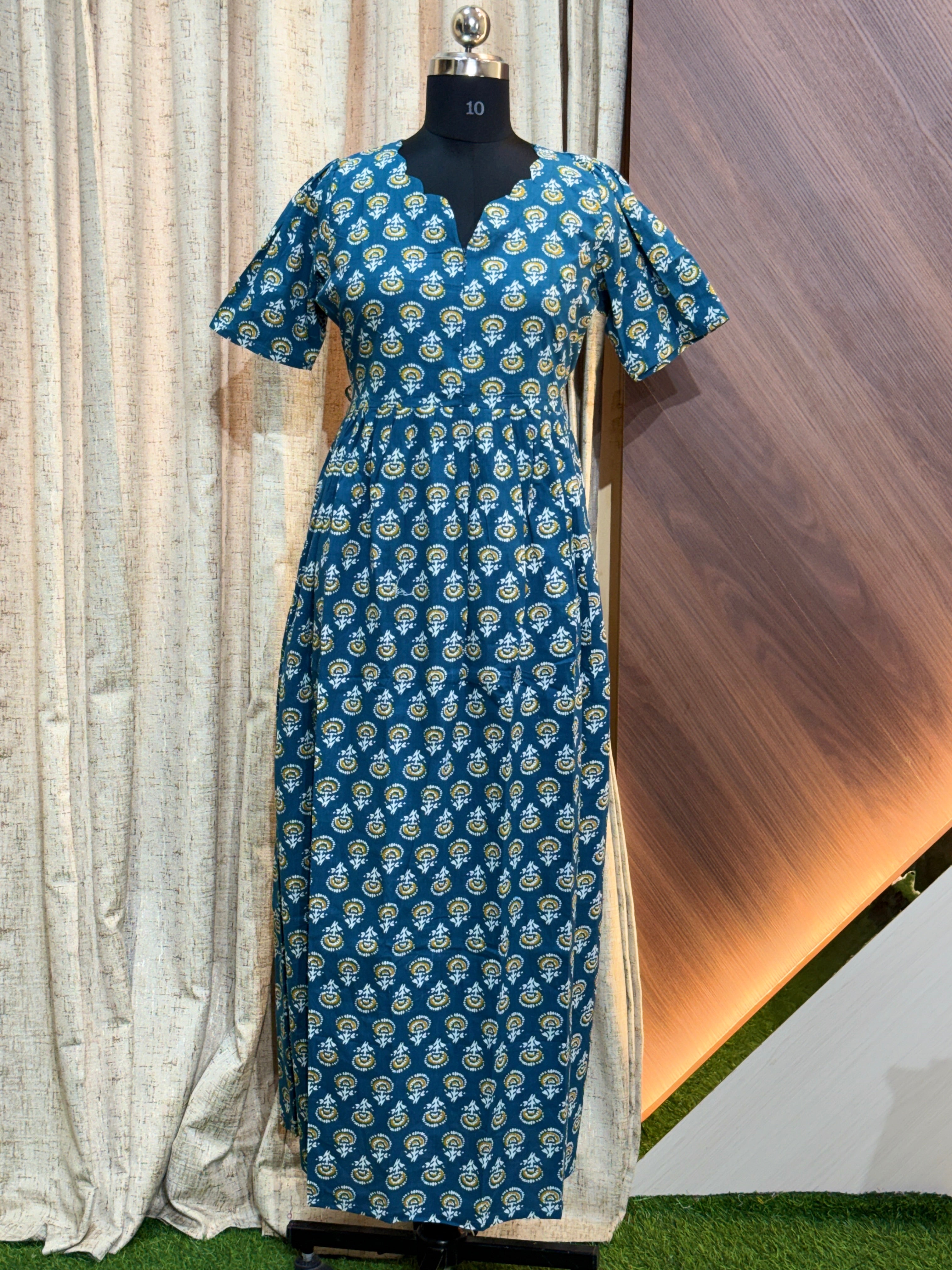 A1259 - Frock Style Nighty Feeding