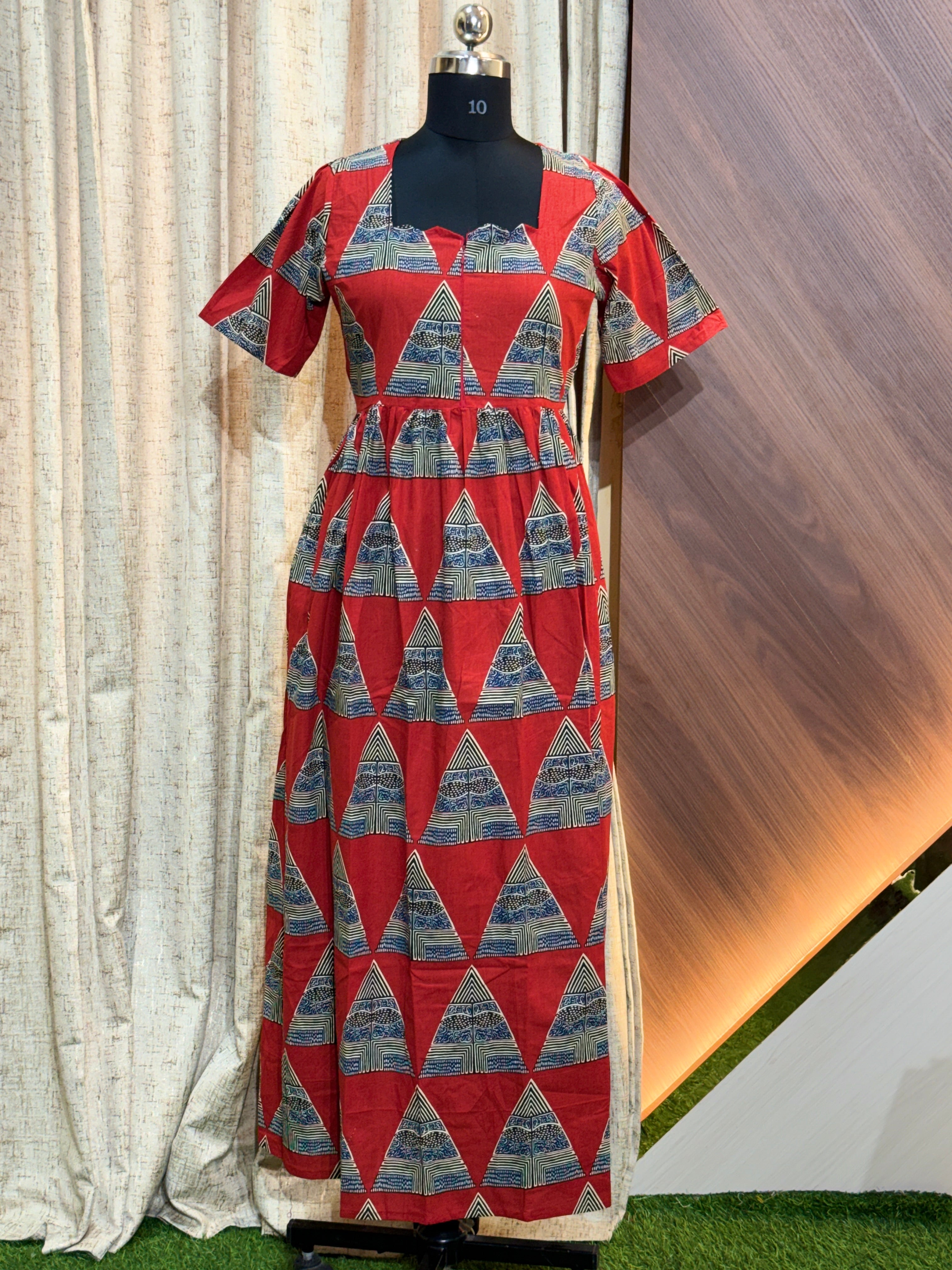A1251 - Frock Style Nighty Feeding