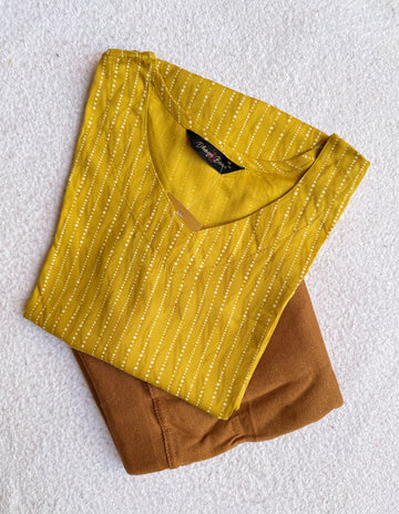 A1270 - Kurti with Jeggings Combo