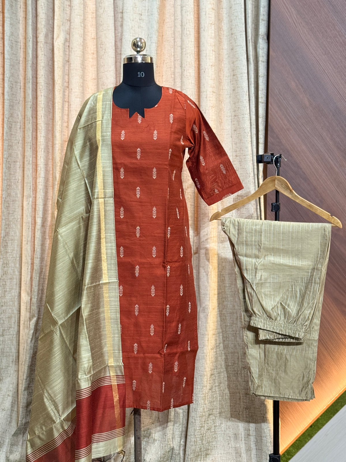 B061  - Rawsilk Kurti with Pant and Dupatta 3PC