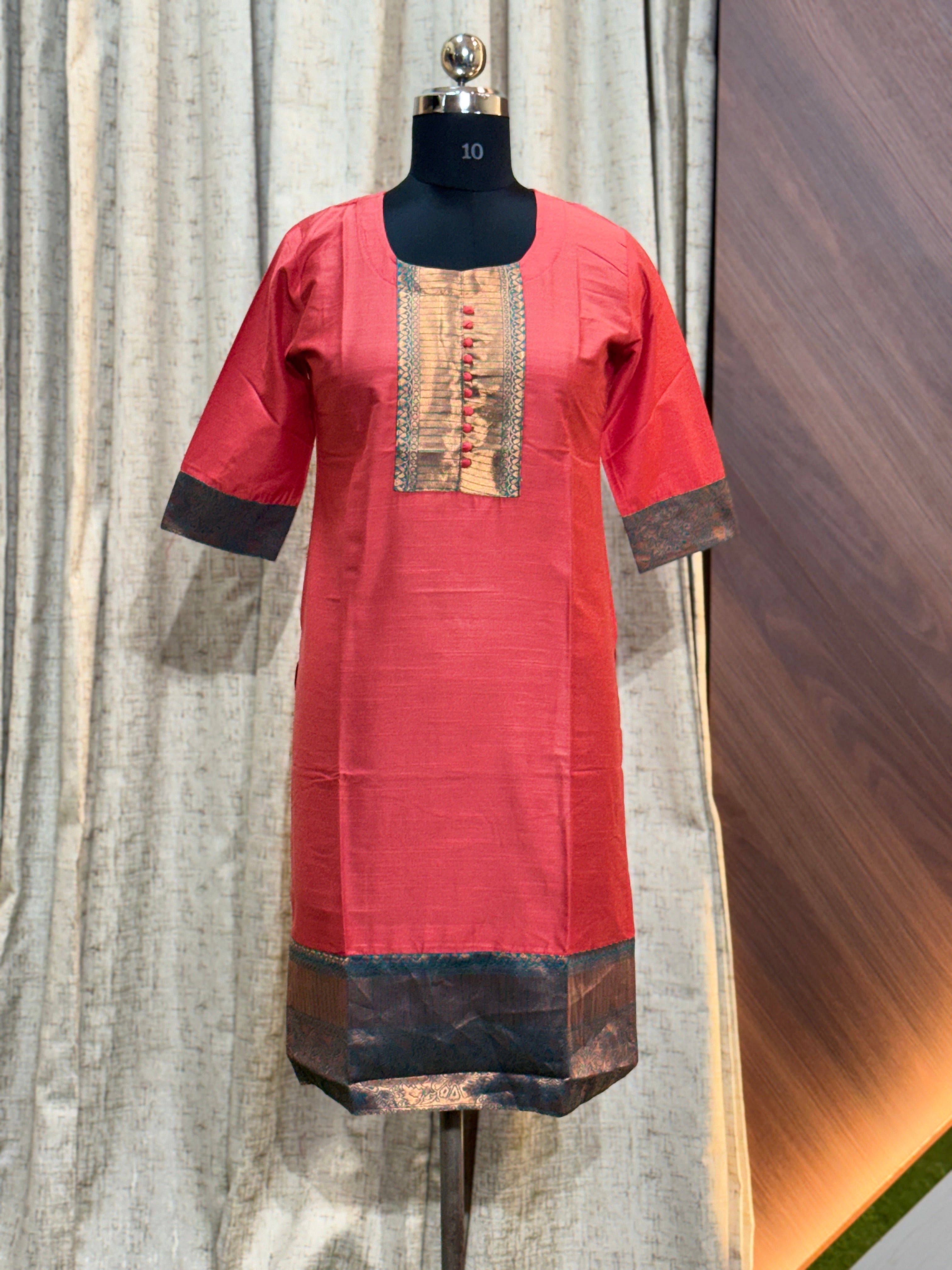 B173 - Daily wear  Silk Kurtis