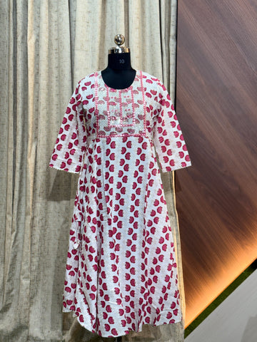 B066  -  Anarkali Kurtis
