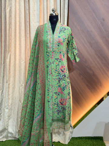 B117 - Anarkali kurtis with Dupatta