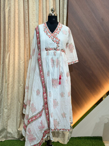 B127 - Anarkali kurtis with Dupatta