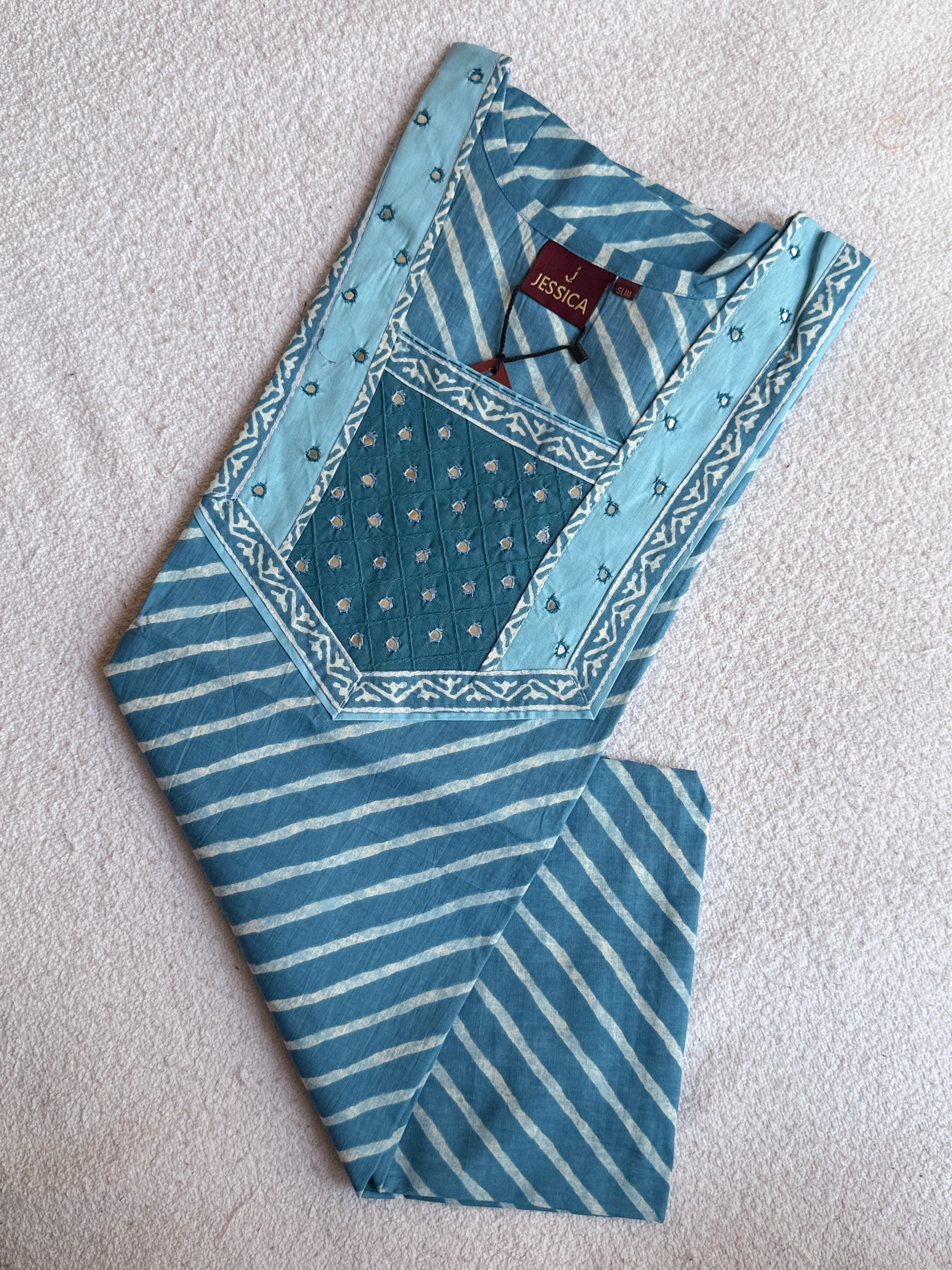 J1021 - JESSICA Nighty (Slim Fit )