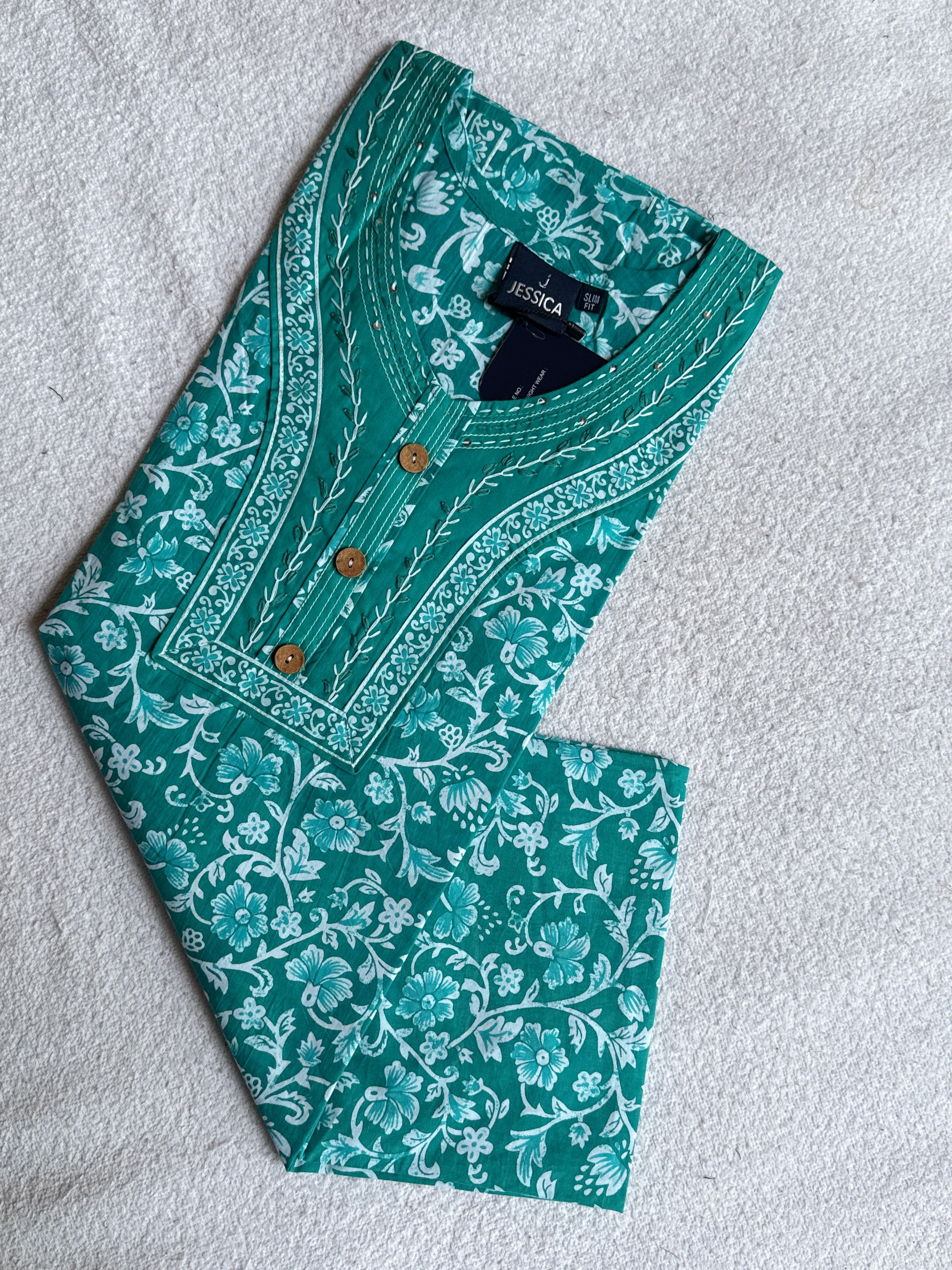 J004 - JESSICA Nighty (Slim Fit )