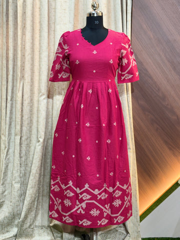 B187  - Fit & Flared Frock
