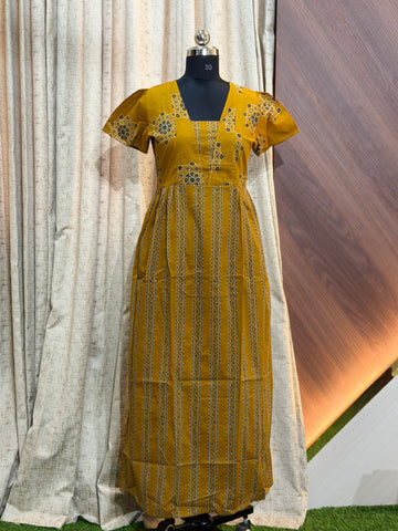 9479 - Frock Style Nighty