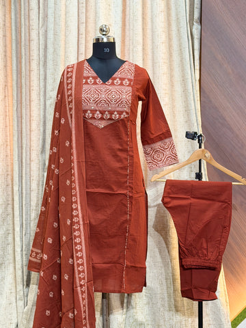 9555  - Cotton 3pc Kurta Set
