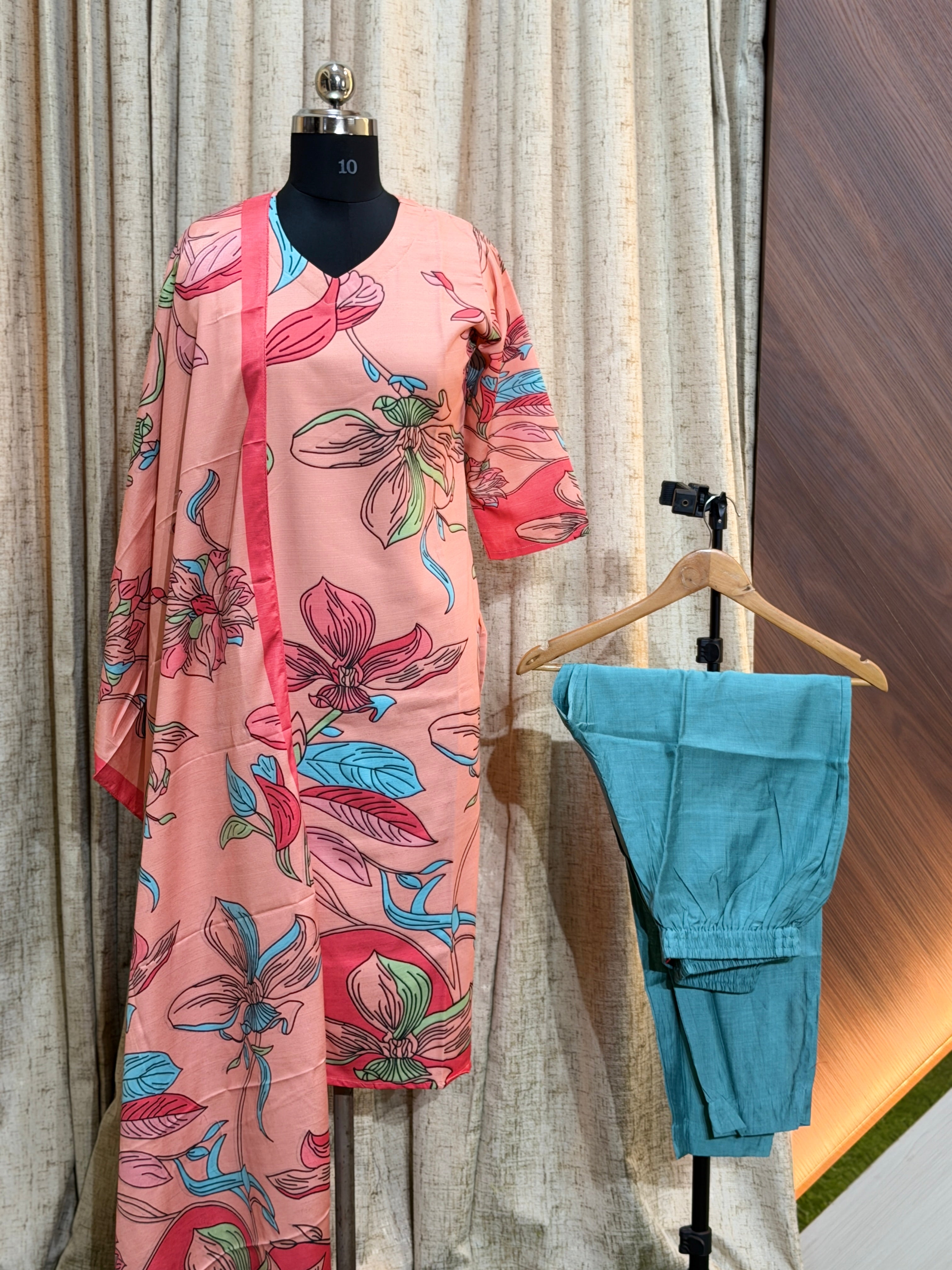 9599  - Cotton 3pc Kurta Set